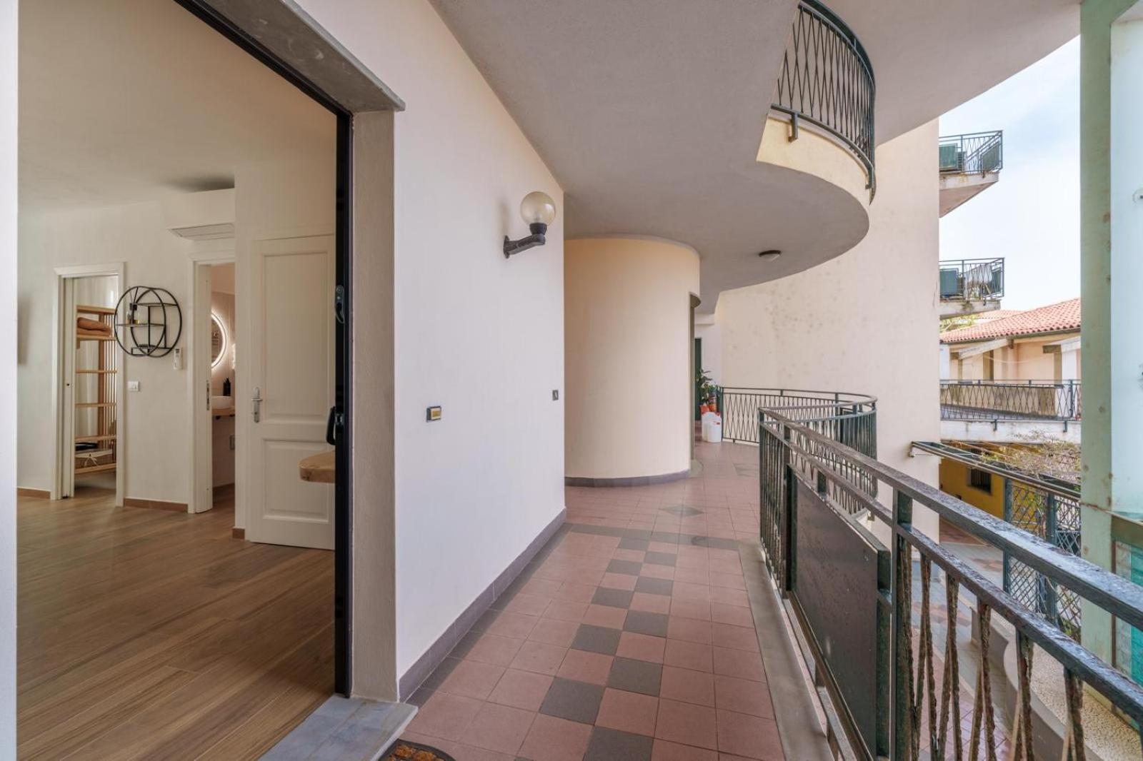 Отель Dome House Ольбия Экстерьер фото
